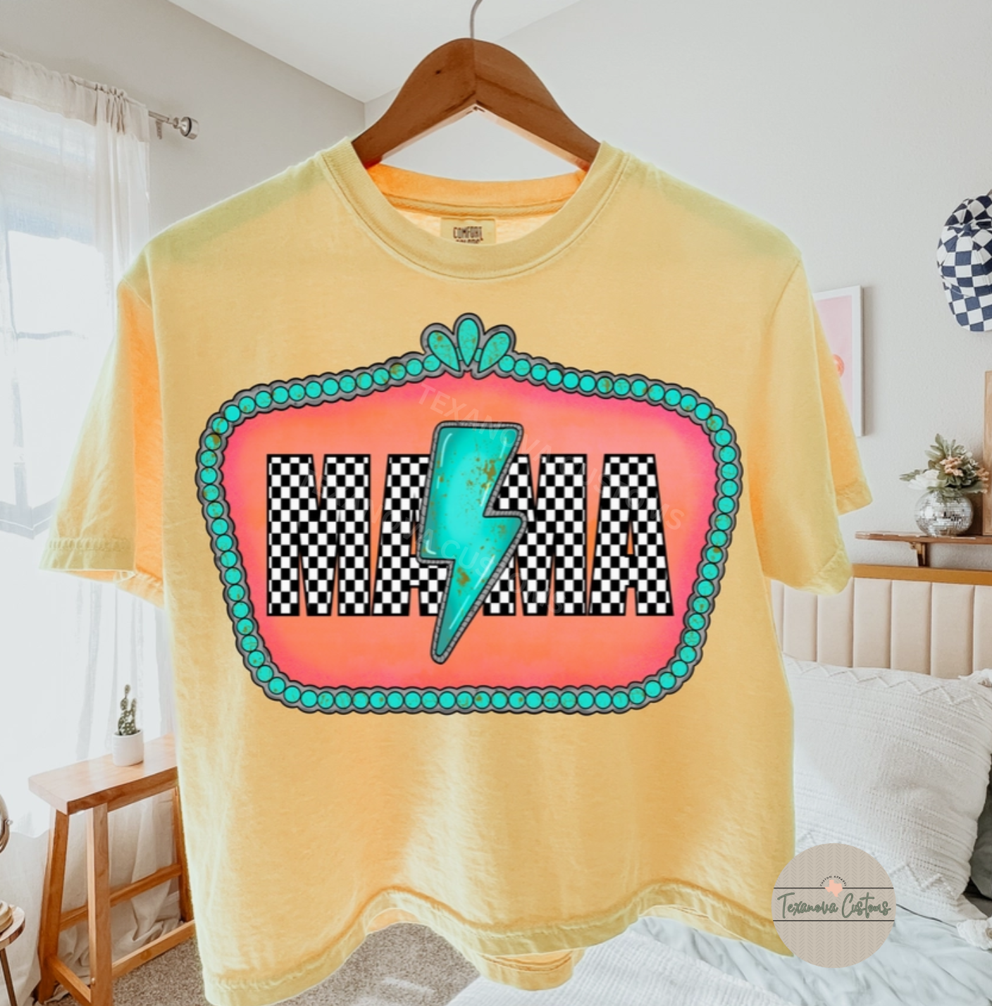 Lightening bolt Mama Graphic