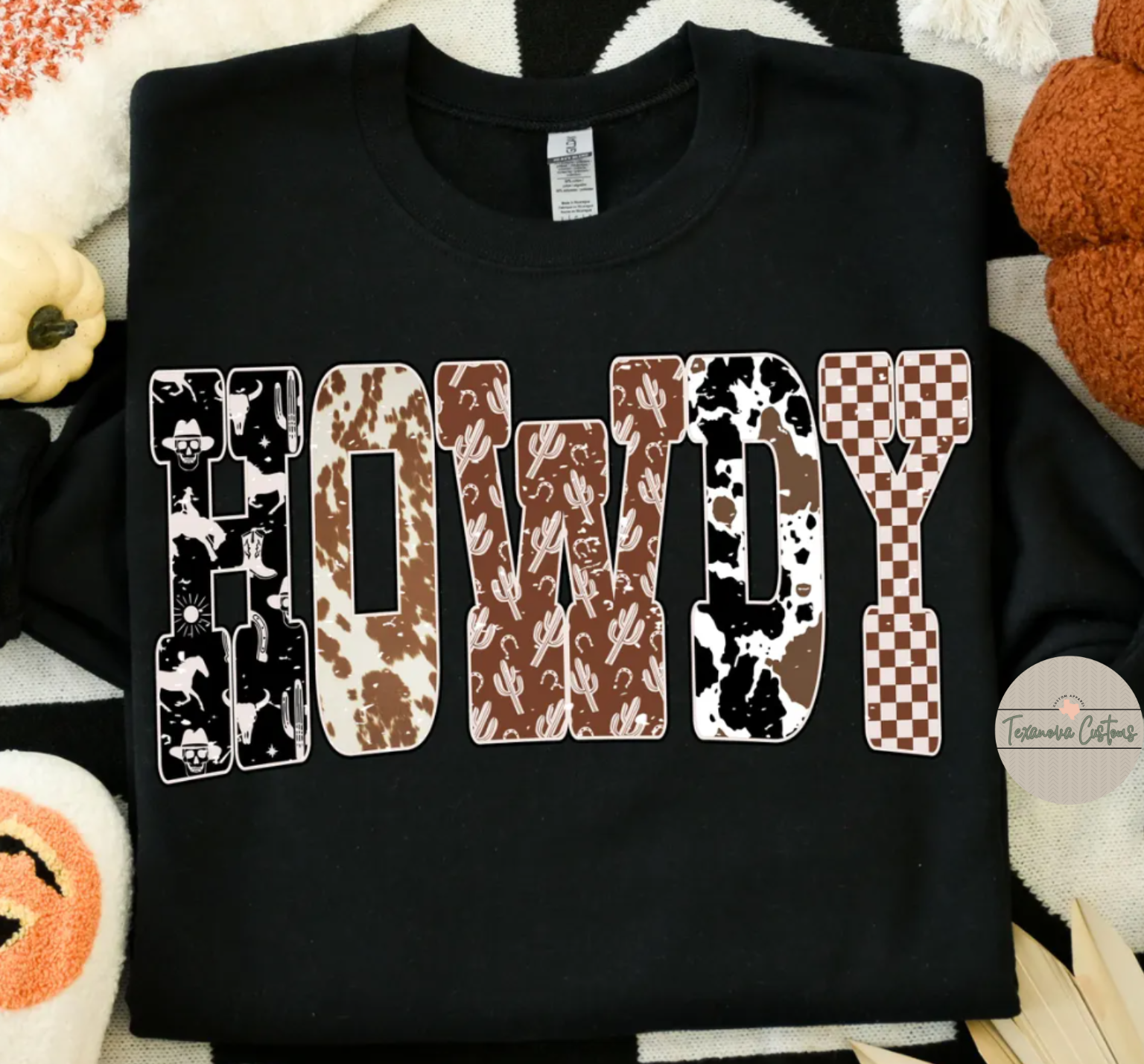 Western pattern Howdy Graphic