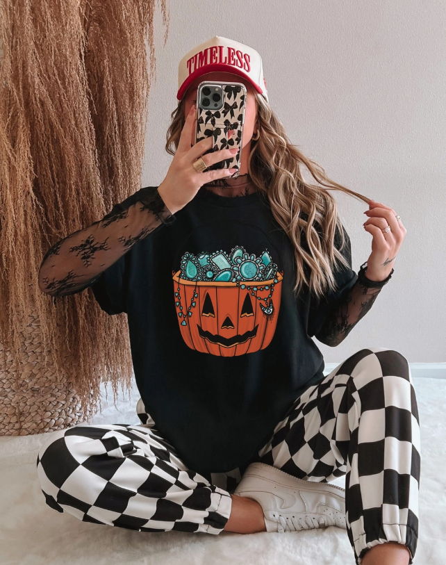 Turquoise Halloween Bucket Graphic